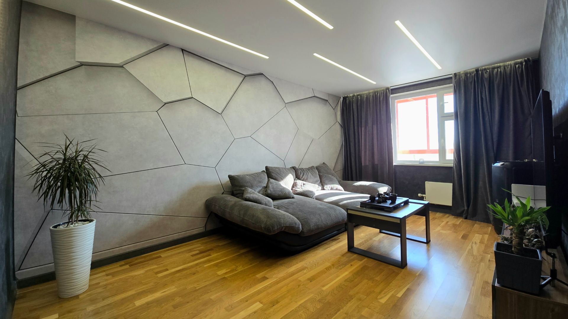 Просторная трёхкомнатная квартира в ЖК «Микрорайон Немчиновка» с дизайнерским ремонтом