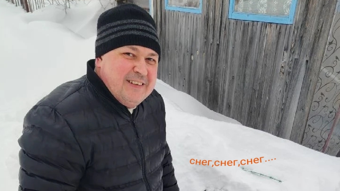 Дача зимой.Куча рыбаков с палатками.Сломалась теплица...Снег,снег,снег...Зима,смотреть смотреть онлайн