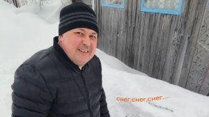 Дача зимой.Куча рыбаков с палатками.Сломалась теплица...Снег,снег,снег...Зима,смотреть