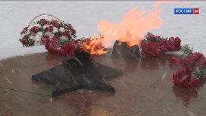 В Кирове в честь Дня защитника Отечества прошла церемония возложения цветов