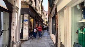 Венеция в разгар лета ✨ Неспешная прогулка по легендарному городу 🚶♂️