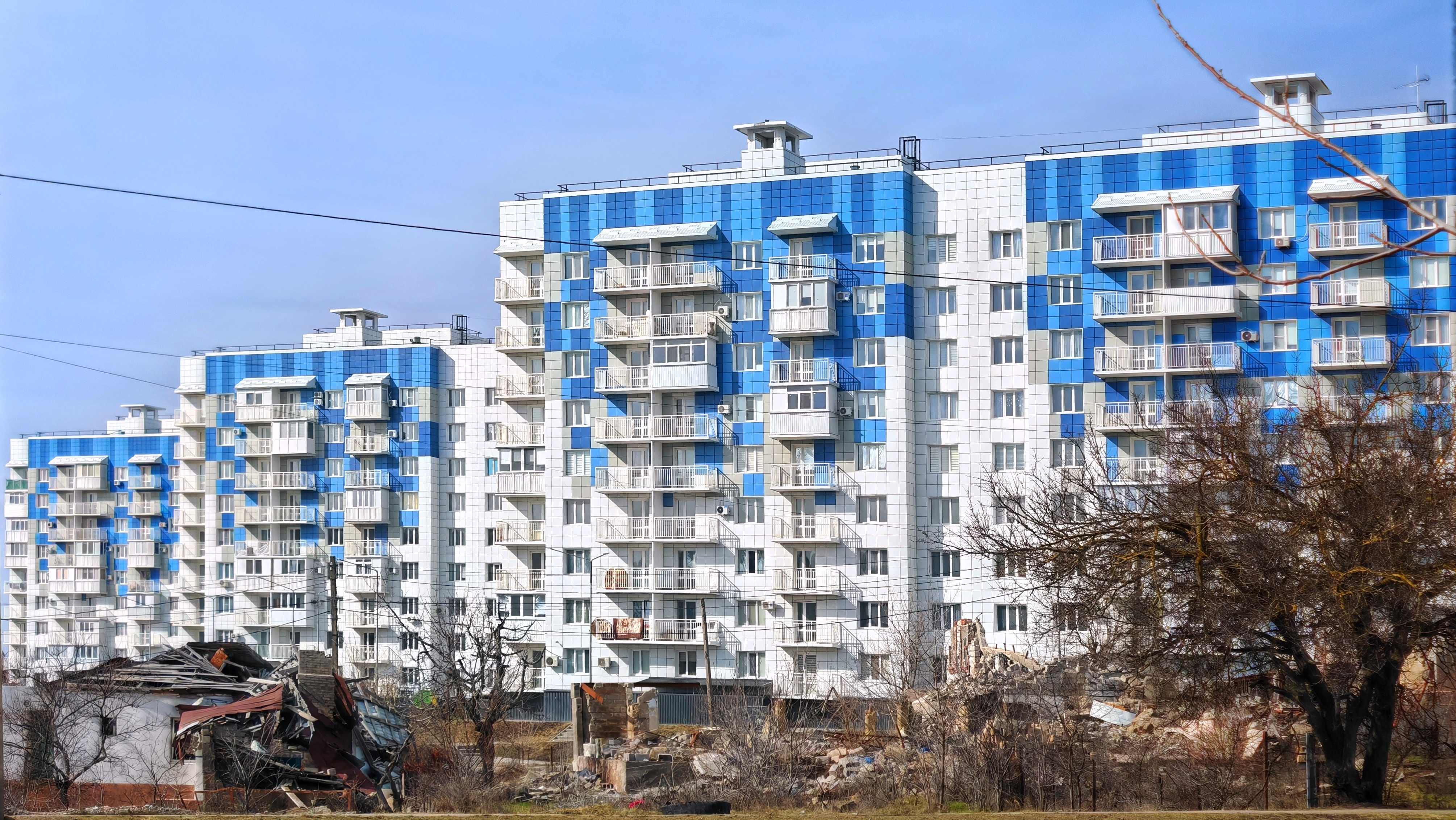 МАРИУПОЛЬ Жители заметили для себя Вот такие НОВЫЕ СТРОЕНИЯ🏢Ремонт и Жизнь СЕГОДНЯ смотреть онлайн