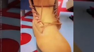 How to lace up shoes