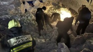 Трагедия в Лянторе: почему скатные крыши опасны для Югры