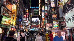 Токио от дня до ночи 🌆 Прогулка из центра в квартал ночной жизни 🚶♂️✨