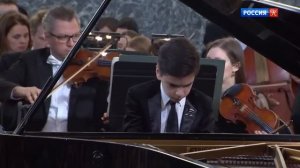 Сергей Рахманинов Концерт №3 для фортепиано с оркестром,Соч. 30 (ч. II и III) Солист Андрей Гончаров