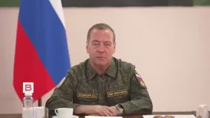 «Судьба Муссолини и Гитлера - показательный пример для нынешних властей в Киеве», — Медведев.