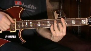 Твой ответ-" Светлый день" (как играть  на гитаре аккорды)