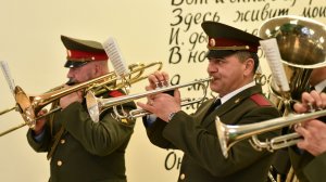 вальс из к/ф "На семи ветрах" - военный ансамбль