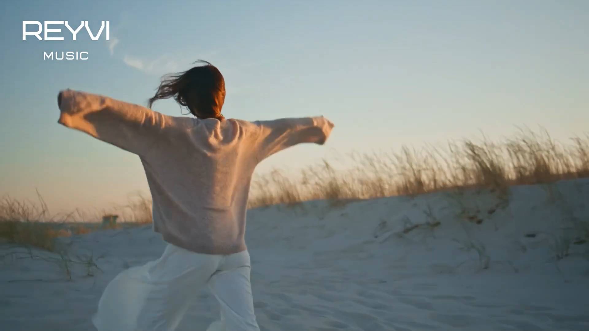 Лучшее Музыкальные Клипы смотреть онлайн