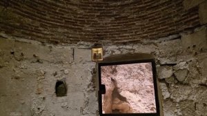 Я вложила ваши письма в придел Адама, основание Голгофы - в Прощенное воскресенье