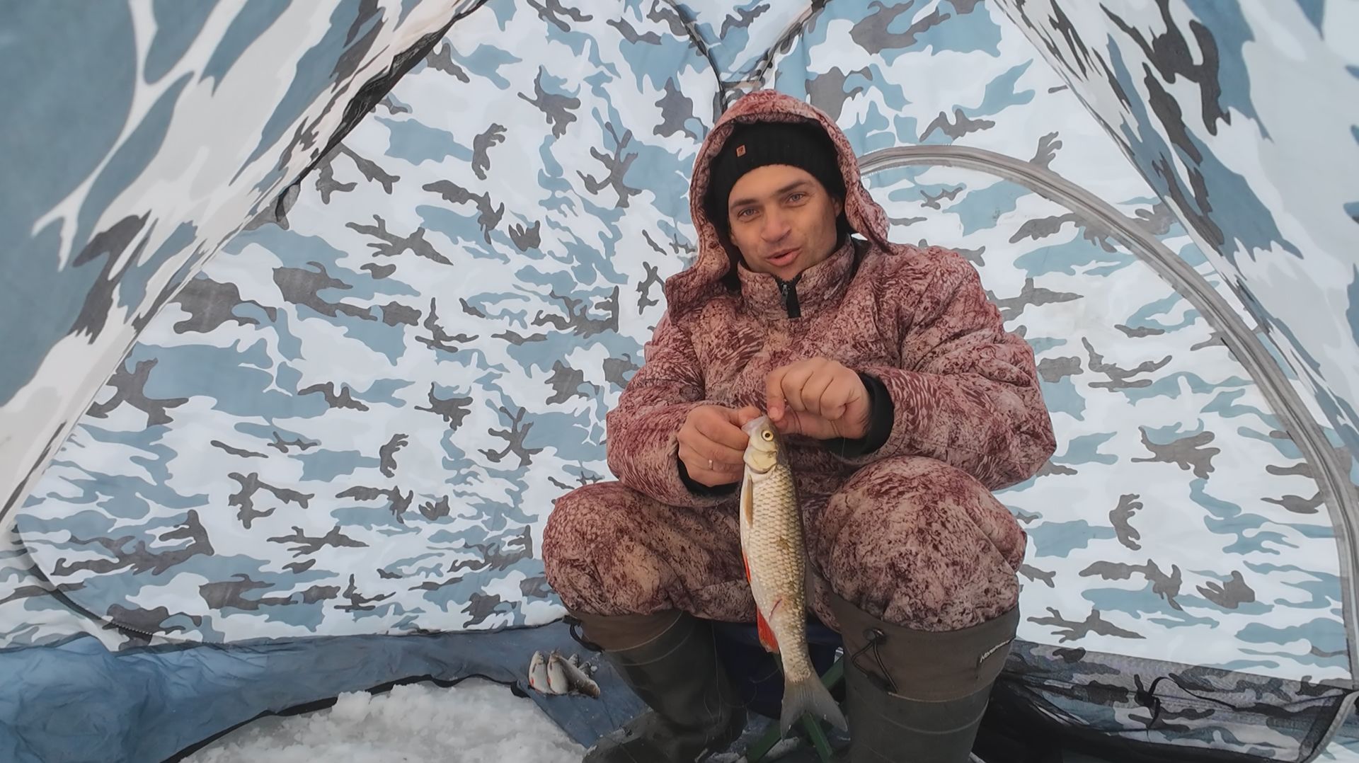 НЕОЖИДАННЫЙ УЛОВ 2026! Малая река снова удивляет! Рыбалка 22 февраля смотреть онлайн