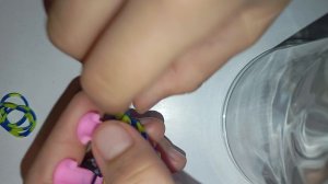 как делать пёрышко из резиночек 😍❤️😍