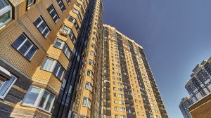 улица Фёдора Абрамова, 8