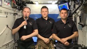 Космонавты Сергей Микаев, Сергей Кудь-Сверчков и Андрей Федяев записали поздравление для защитников