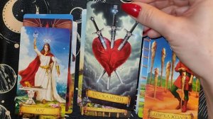 КАК ОН ПЕРЕЖИВАЕТ ВАШЕ МОЛЧАНИЕ❓ГАДАНИЕ ОНЛАЙН. ТАРО РАСКЛАД ✨