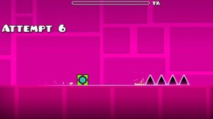 прошёл второй уровень в Geometry dash
