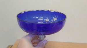 синяя ваза для конфет)