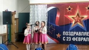 Журавлёвский детский коллектив "Солнышки"-"Во поле берёзка стояла".