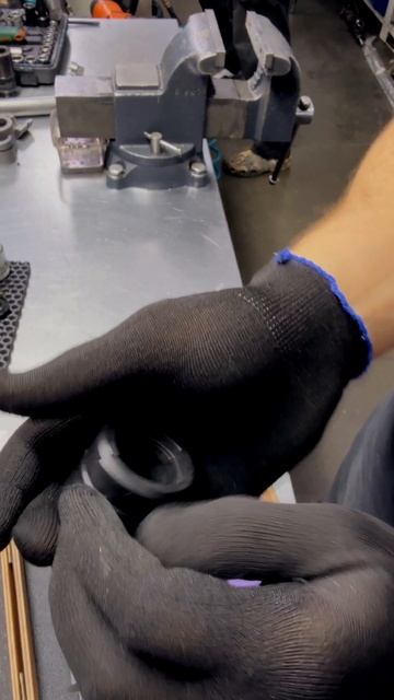 Инструмент для снятия и установки удлинителя первичного вала Ford Focus 2, Mondeo 4, Volvo