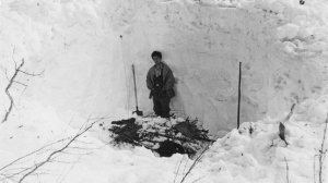 😱 Перевал Дятлова: Палатка Разрезана ИЗНУТРИ! Что УБИЛО Туристов? Новые Факты 2026