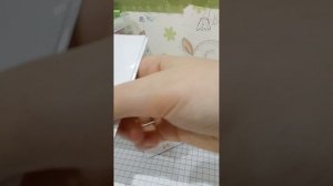 распаковка всех оставшихся бумажных сюрпризов.mp4