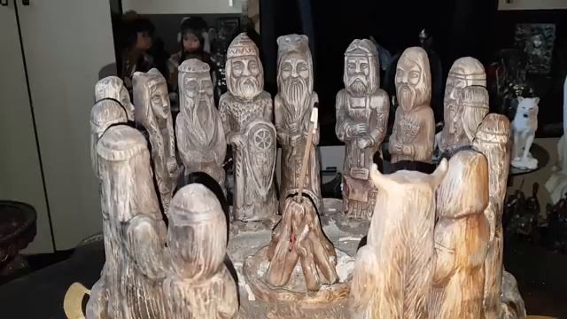 НЕЗВАННЫЕ ГОСТИ В МАГИИ смотреть онлайн