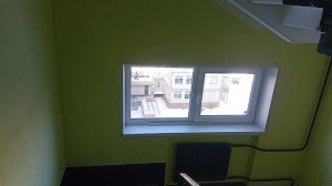 Необычный невский лифт Грузоподъёмность : 400 кг 5 чел Адрес : оборонная дом : 2