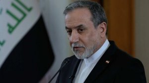 Глава МИД Ирана пригрозил ответными ударами по базам США в случае нападения