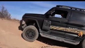 M-Hero 917: военный внедорожник мощностью 1073 л.с.