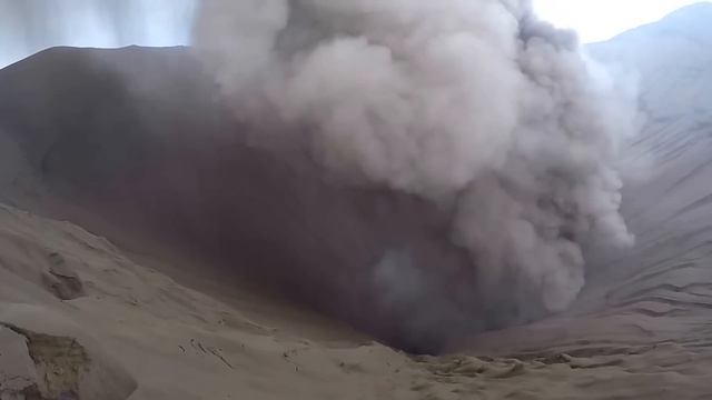 САМЫЕ ОПАСНЫЕ МЕСТА НА ПЛАНЕТЕ смотреть онлайн