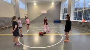 Упражнение 3. "Догонялки"; Упражнение 4. "Кручу, верчу, запутать хочу"