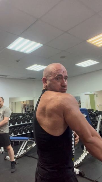 С праздником, мужики!!!
А теперь все в зал!💪