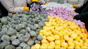 сладкие радужные рисовые пирожки из Кореи