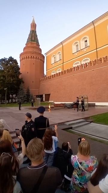 АЛЕКСАНДРОВСКИЙ//САД