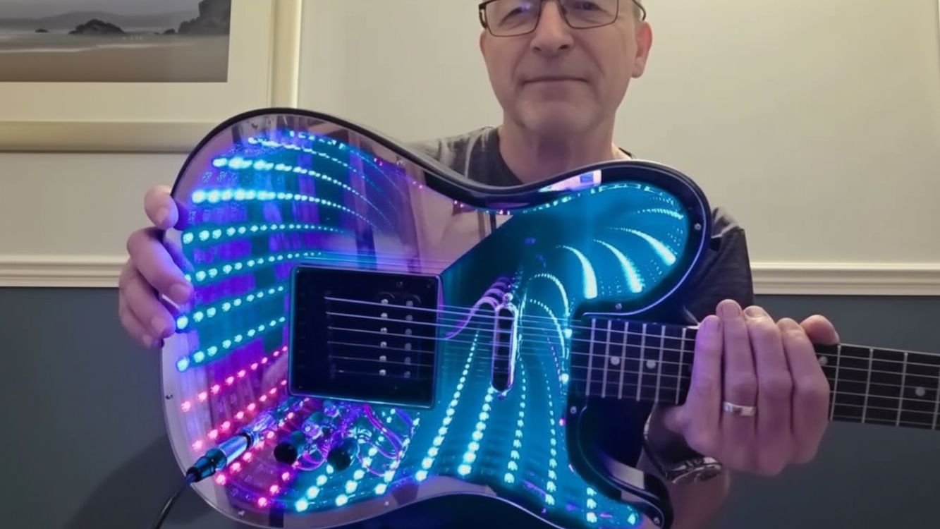 Maton Design x Harley Benton: Infinity Mirror Guitar