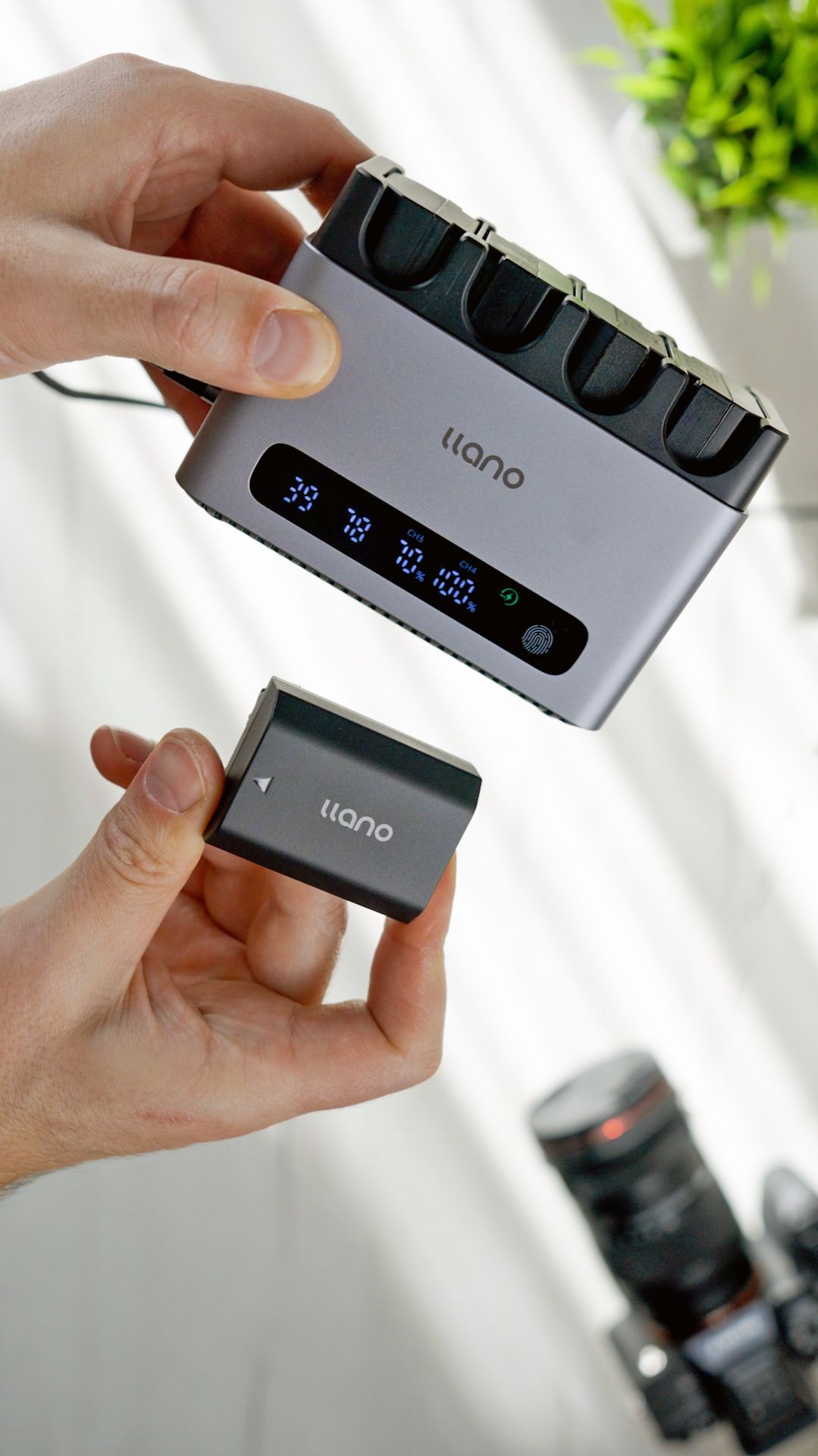 Зарядное устройство Llano 65W для аккумуляторов Sony NP-FZ100👍 Зарядка на 4 батарейки павербанк