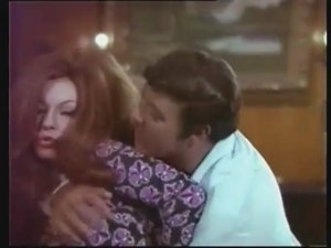 Emel Sayin in the film Eyvah