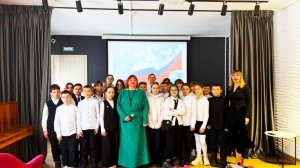 Валентина Семёнова читает стихотворение о Герое Советского Союза Сергее Апраксине