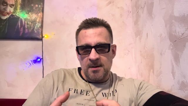 Только женщина может определить, что происходит у твоей бывшей в жизни!