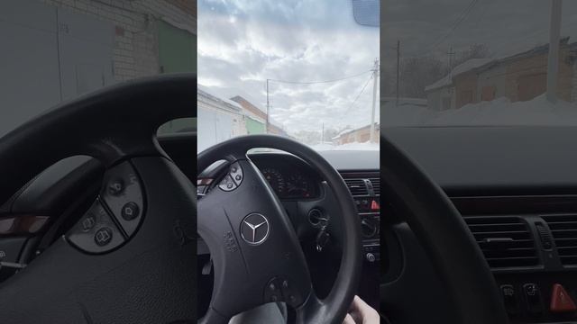 Мерседес 220 смотреть онлайн