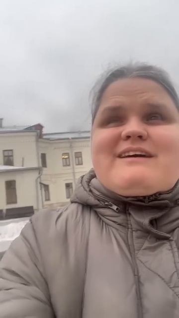 Девушка сама не понимает,что она и есть Чудо для нашего мира.