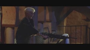 Доспехи Бога 2: "Операция Кондор": Эльза разнесла отель из пулемёта