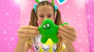 Nastya and Dad escape the maze and other funny stories for kids