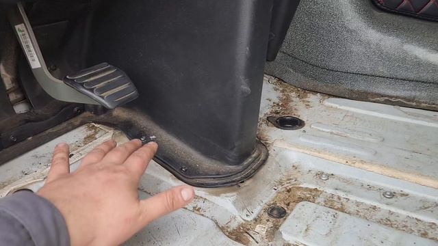 SITRAK C7H. Как поменять педаль газа на обычном ситраке!