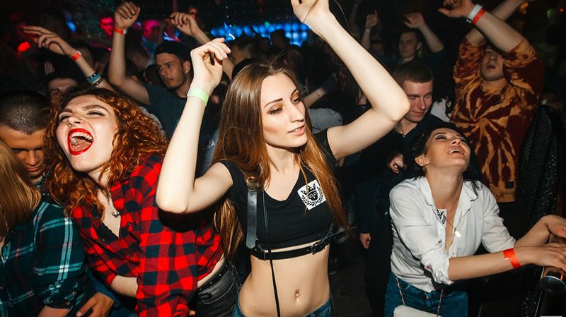 VolDeMaar - Not on me смотреть онлайн