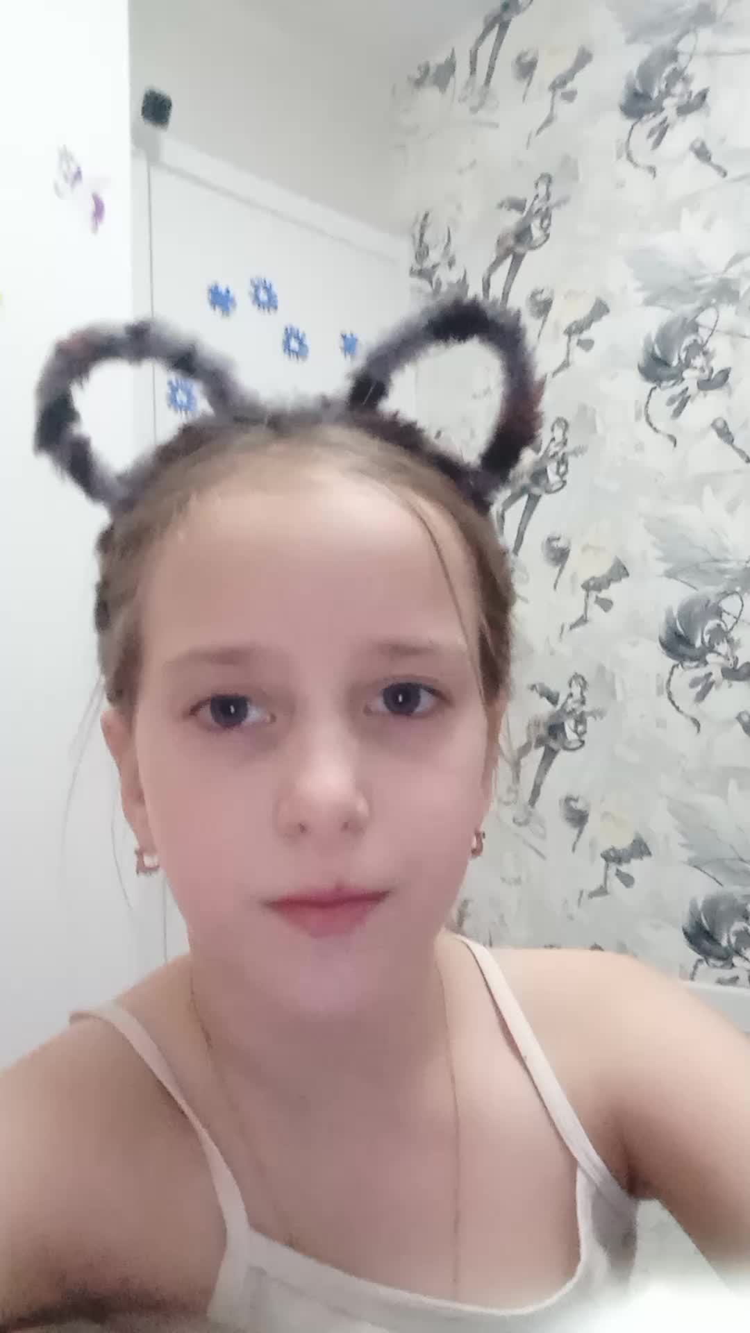 гугу гага смотреть онлайн