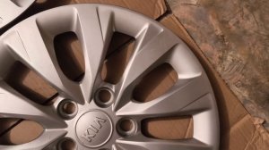 Колпаки Kia R16 по 2000 руб.