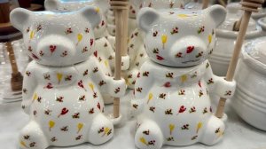 В Фикс прайс классные завалы посуды! Много новинок для кухни. Красивые тарелки, кружки, кастрюли.