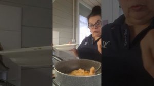 ДВА ВАРИАНТА ПРИГОТОВЛЕНИЯ КУРИНОЙ ГРУДКИ.